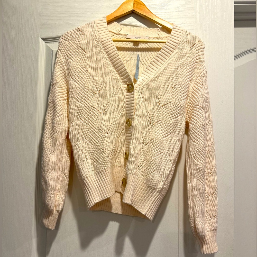 Loft cream colored cardigan, nwt, XSP